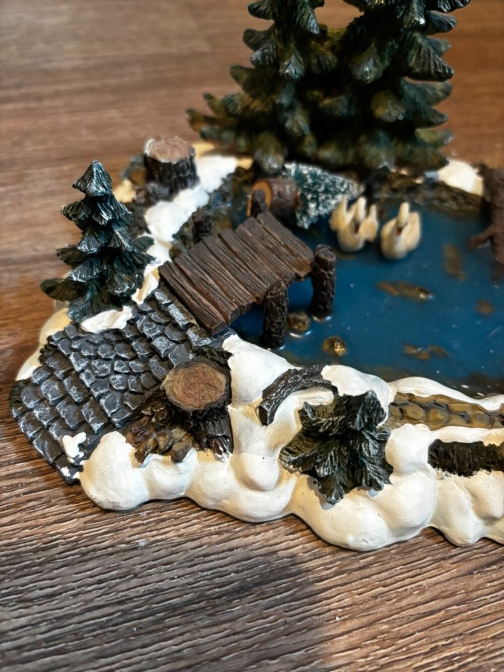 Lemax Christmas light up village accessory Swan Pond scenery
